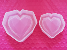 Load image into Gallery viewer, Diamond Heart Mold